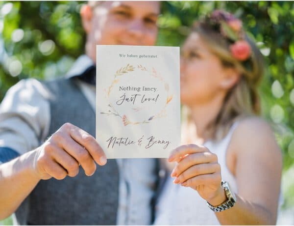 Überraschungshochzeit Surprise Wedding Picknick im Grünen Hochzeitspapeterie