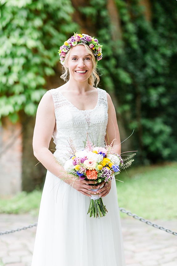 nachhaltige DIY Gartenhochzeit Braut